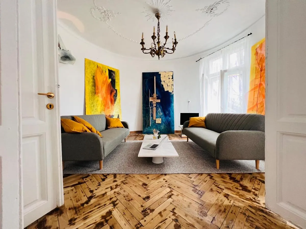 Sada Art Gallery Apartment Bukarest